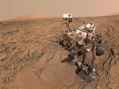 Nasas Curiosity Rover Captured Rare Photos Of Pearly Iridescent