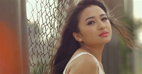 nepal s 20 most beautiful girls ladies with hd images stuffs nepal