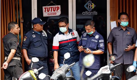 asia in 3 minutes gay sauna arrests in indonesia