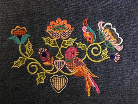 crewel embroidery    hoop  embroidery machine sweet pea