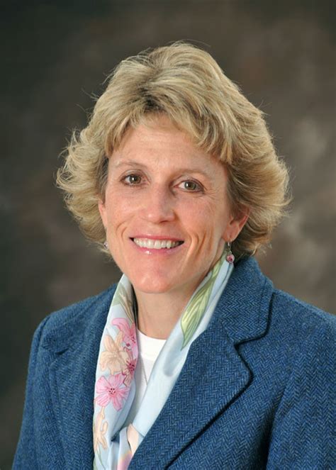 Dr Cathy J Swanson