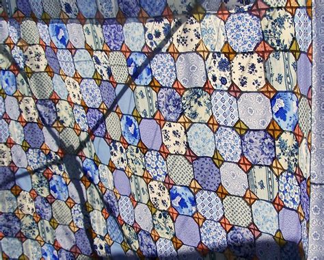 mom  finished piecing  delft snowball quilt inspired  kaffe fassetts wedding