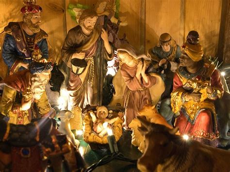 images  nativity scenes  pinterest helpful tips