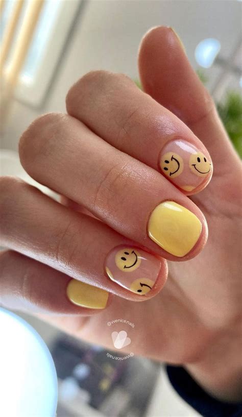 stylish nail art ideas    smiley face nails