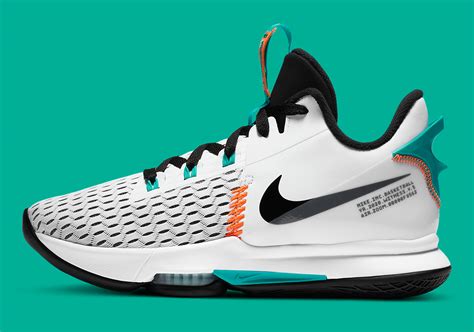 devouement retenir laissez tomber nike lebron witness  vivre  travers