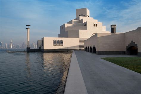 qatar museums launches  tours  workshops  airbnb experiences    culture