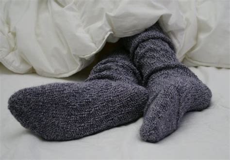 sleeping with socks on health benefits and 5 sleeping tips