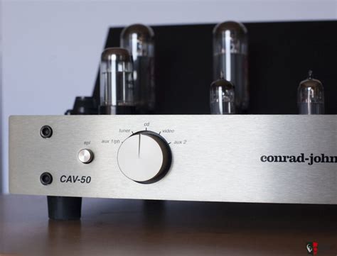 conrad johnson cav  integrated amp photo   audio mart