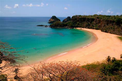 conheça as 10 melhores praias do brasil maliária