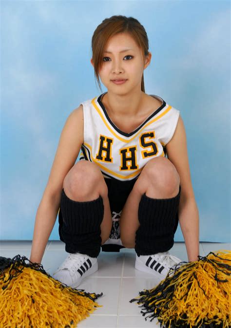 asian babes suzuka ishikawa sexy cheerleader outfit