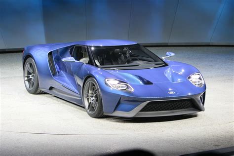 ford unveils  hp twin turbo ecoboost  gt supercar  detroit auto