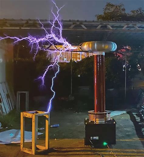 large tesla coil       arc drsstc artificial lightning maker finished product