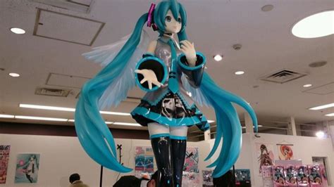 hatsune miku has her own store in japan it s not virtual