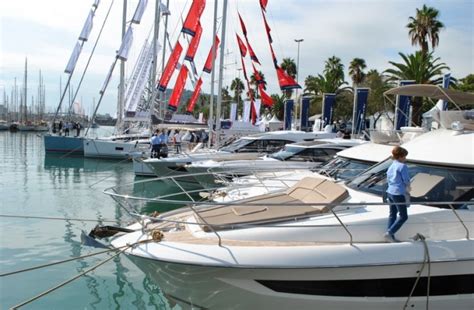 highly successful  barcelona boat show marked  growth  spanish yacht charter market