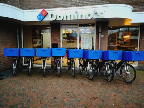 levering  delivery ebikes aan dominos pizza hardenberg ebike