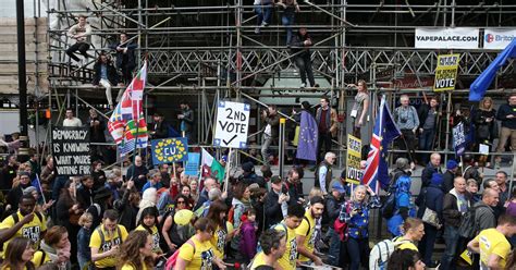 thousands  devon  cornwall join brexit march  london  demand