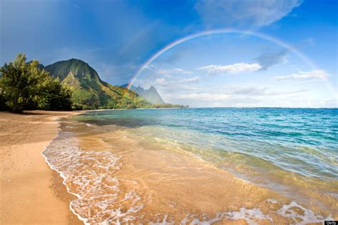17 photos of hawaii rainbows to brighten your day