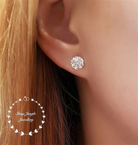 diamond stud earrings    carat man  diamond simulant studs  white gold plated