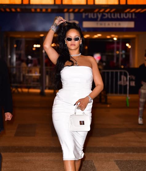 pictures of rihanna looking sexy in 2019 popsugar