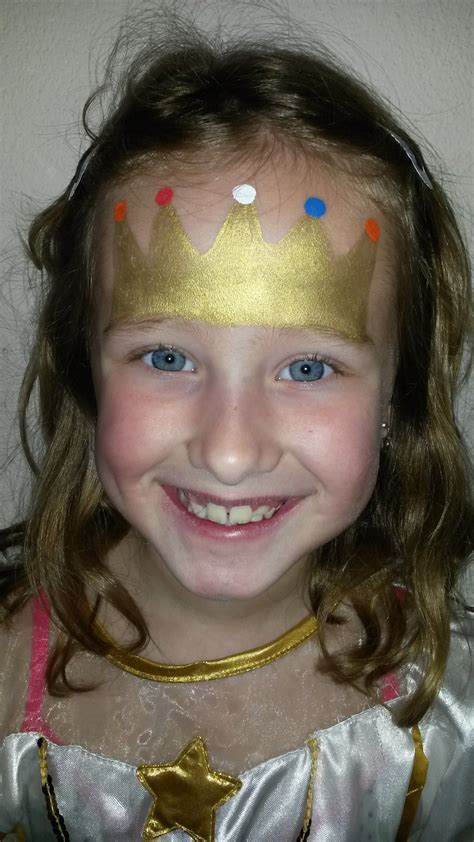 mooie kroon voor koningsdag maar  natuurlijk ook voor kleine prinsesjes schminken