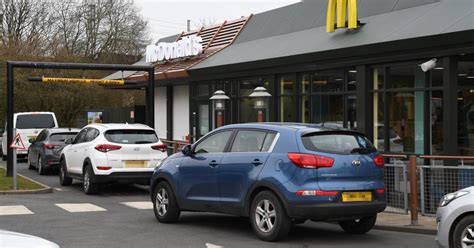 fast food fans flock to wishaw mcdonald s after chain