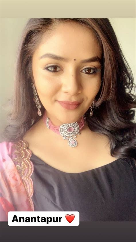 Pin By Parthu On Sreemukhi Fashion Bollywood Actress Style