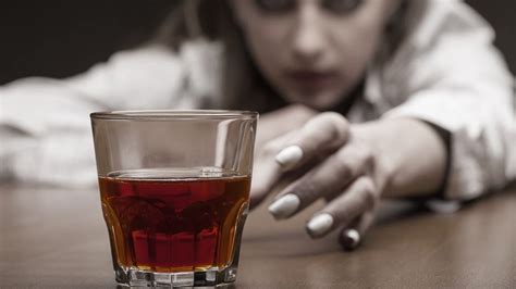 alkoholsucht behandeln mit narkosemittel swr wissen