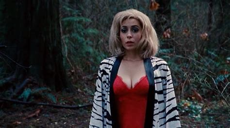 Watch Online Cristin Milioti Year Of The Carnivore 2009