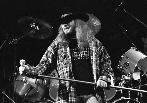 Lynyrd Skynyrd Band S History With Confederate Flag Guns Rolling Stone