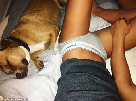 the bachelor s bec chin stuns in selfie after stripping down to her underwear daily mail online