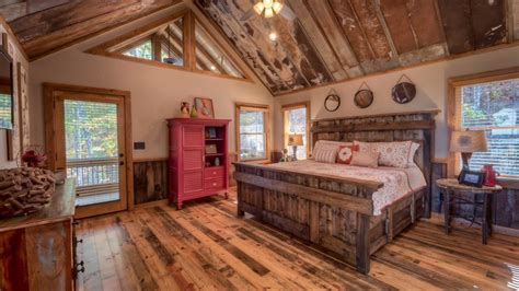 custom king bed  mountain cabin shanty  chic