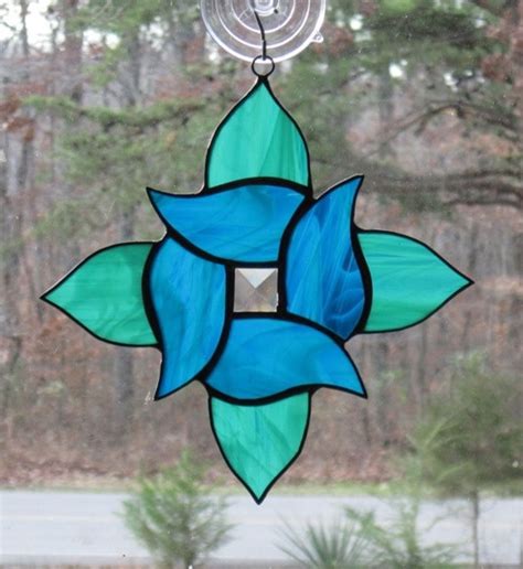 pin  yoyodie  leadlight stained glass flowers stained glass