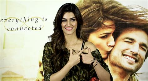 high quality bollywood celebrity pictures kriti sanon showcasing her sexy long legs at film