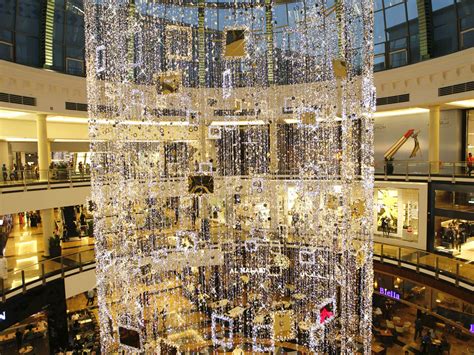 mall   emirates mk illumination