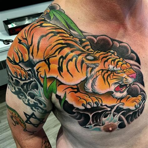 japanese tiger tattoo shoulder