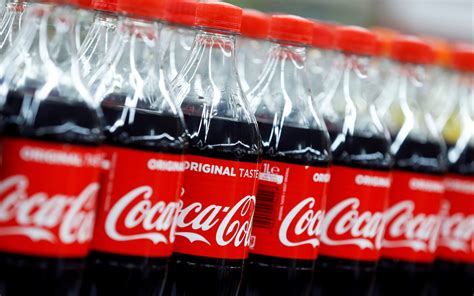 coca cola giai quyet nhung thach thuc trong kinh doanh bang cong nghe