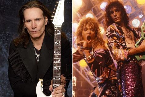 Steve Vai Reflects On David Lee Roth And How To Be A