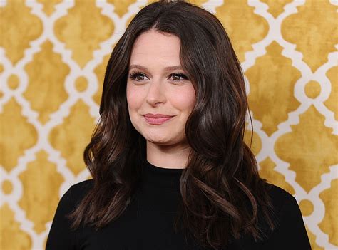 Scandal Actress Katie Lowes Is Done Hiding Her Battle With Psoriasis