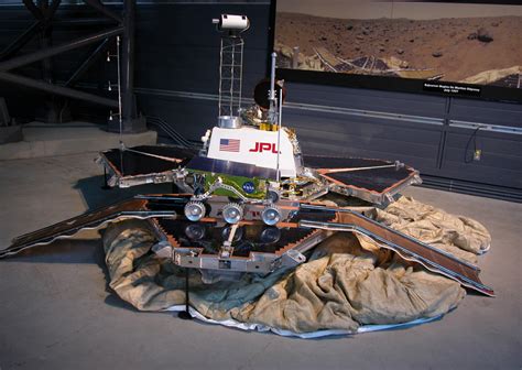 mars pathfinder lander prototype national air  space museum