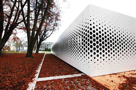 buero formstelle fassade aus aluminium architektur
