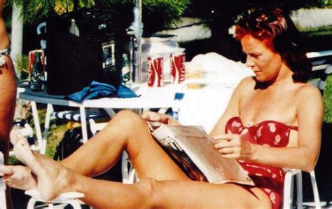 anni frid lyngstad s feet