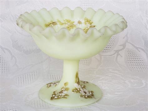 Vintage Fenton Art Glass Pedestal Candy Dish Aunt Gladys