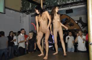 Bdsm slave exhib