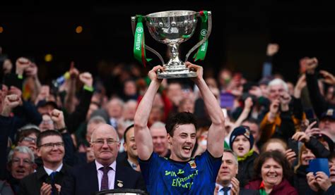 mayo crowned allianz football league division  champions