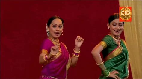 Cid Dance 3 Purvi And Shreya Are Dancing To Catch A Criminal Youtube