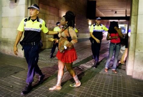 Cataluña Crea Un Fichero Para El Control De Prostitutas Y