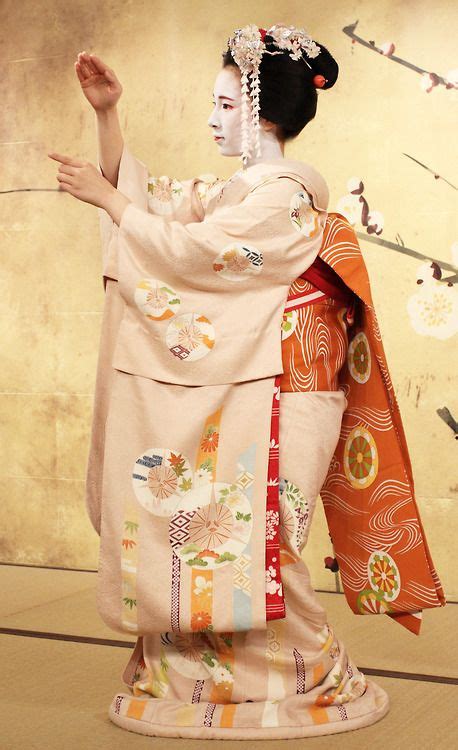 japanese geisha japanese beauty japanese kimono yukata serenity