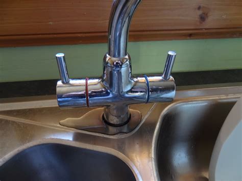 leaking kitchen tap quarter turn type  tap plumbing job  cupar fife mybuilder