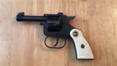 rohm rg revolver   short   edc handgun youtube