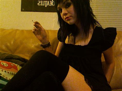 ᐅ sexy emo girl with an insane hot body